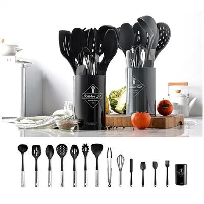 Set di utensili da cucina in silicone con manico cavo con anello dorato